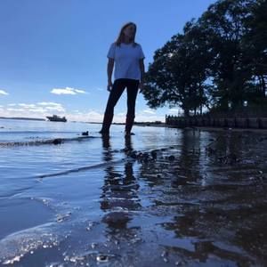 Meet your Posher, Ellen